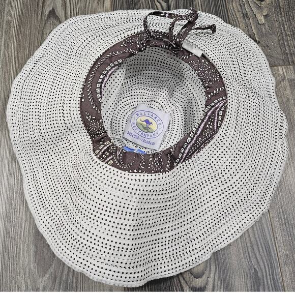 WALLAROO WOMEN’S SCRUNCHIE SUN HAT – UPF 50+ – PACKABLE – ONE SIZE main image 4